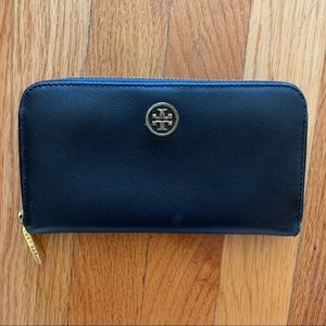 Tory Burch Zip Continental Wallet